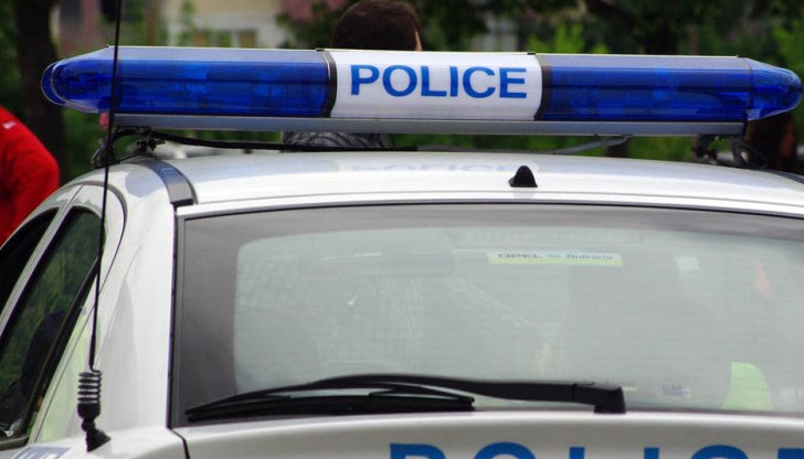 32-годишният мъж даже не спира на стоп палка 32-годишният мъж даже не спира на стоп палка