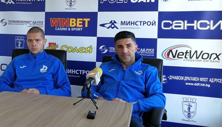 Настроението допълнително се понижава и от факта, че четирима от основните футболисти лекуват травми