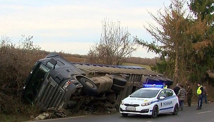 Инцидентът станал малко след изхода от моста в посока Варна Инцидентът станал малко след изхода от моста в посока Варна