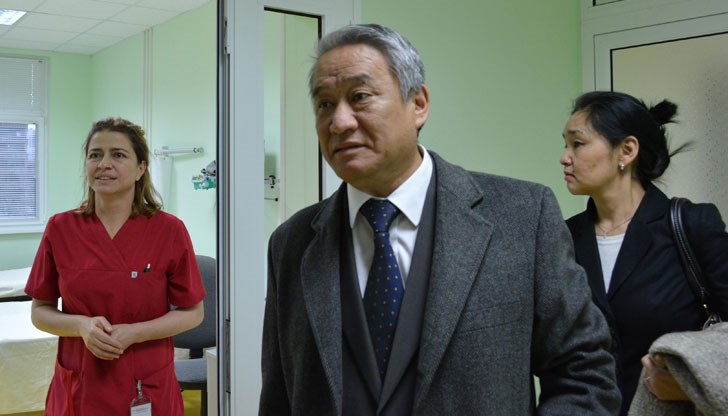 Лекари от русенската болница ще се обучават в монголската столица на източните практики в лечението