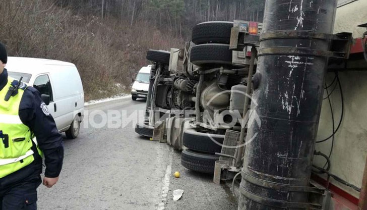 Шофьорът твърди, че е карал с 60 км/ч.