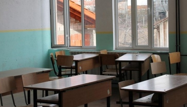 У нас вече работи банка за кадри, осигуряваща заместници на отсъстващи учители У нас вече работи банка за кадри, осигуряваща заместници на отсъстващи учители