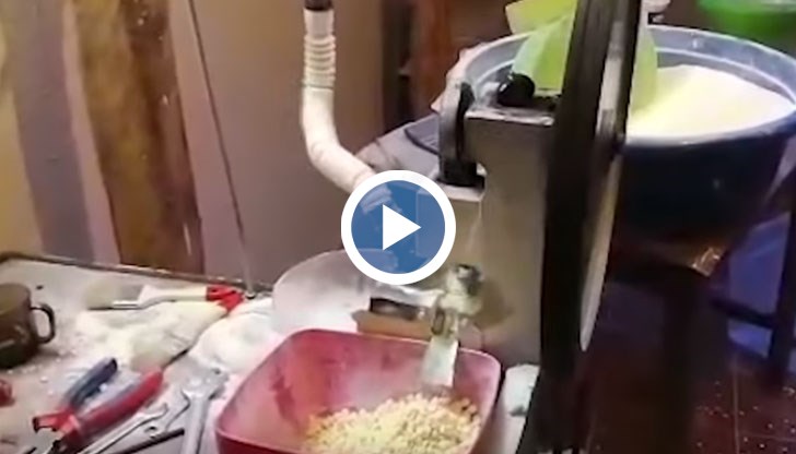 По предварителни данни наркотикът е бил предназначен за износ за страна от Близкия изток