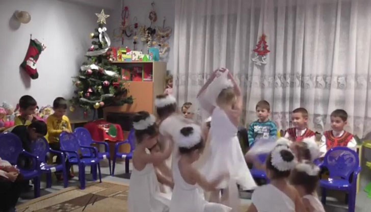 Те изненадаха и стоплиха сърцата на децата от "Дневен център за младежи с увреждания-седмична грижа МЕЧО ПУХ"