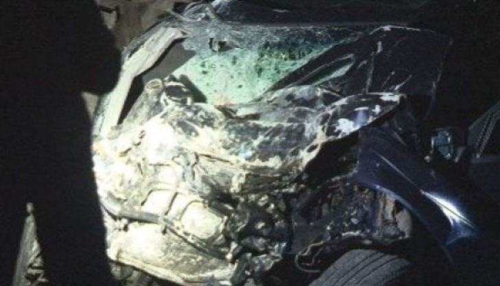 37-годишната Нурджан и двете й деца на 6 и 15 години загинаха в катастрофа тази вечер