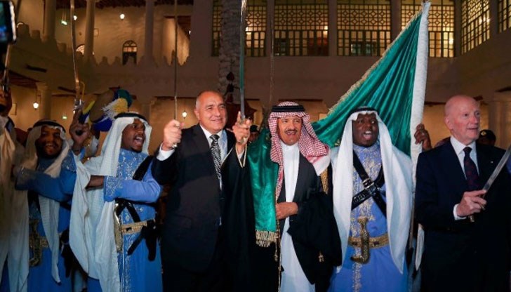 Според тракологът Валентин Деневски, танцът със саби на Бойко Борисов в Саудитска Арабия е символ на съюзяване