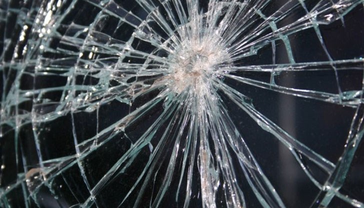 Заради инцидента движението по АМ "Хемус" е ограничено Заради инцидента движението по АМ "Хемус" е ограничено