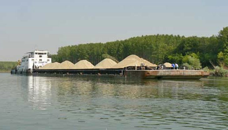 Новата драгираща техника ще поддържа плавателния път по река Дунав