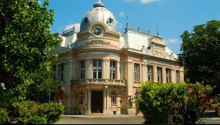 Двама специалисти работиха в продължение на 40 дни по 7 часа на ден с новите устройства