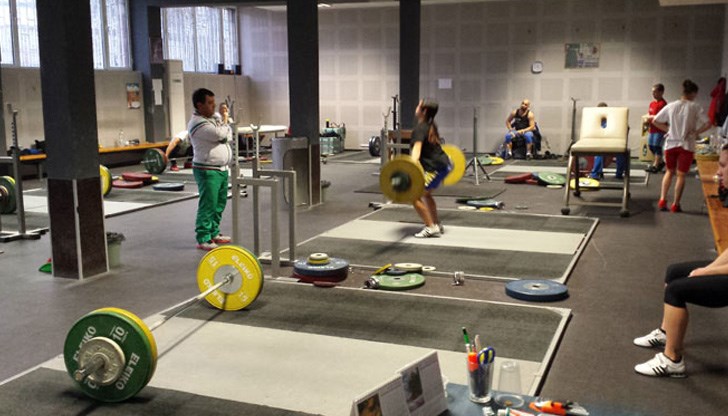 Решението е окончателно и не подлежи на обжалване и от двете страни Решението е окончателно и не подлежи на обжалване и от двете страни