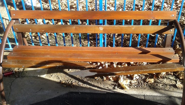 Това е площадка срещу блок Родопа в Русе