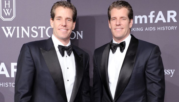 През 2013 година те са купили около 1 процент от всички биткойни