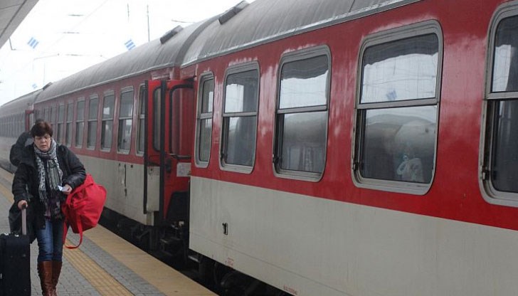 БДЖ осигурява и допълнителни вагони за влаковете, които пътуват по основните направления в страната