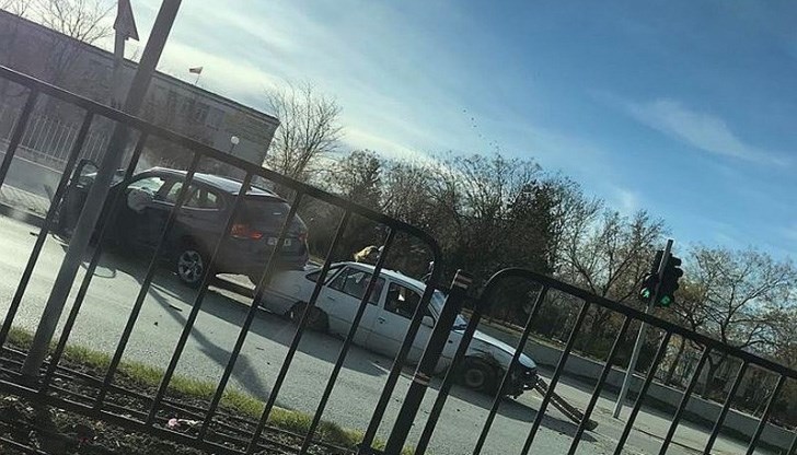 По първоначална информация няма пострадали при инцидента По първоначална информация няма пострадали при инцидента