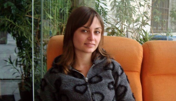 Младата жена с всеки ден става все по-зле, вече не може да ходи