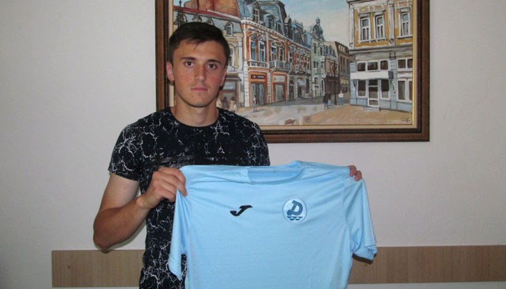 Сонер Хюсеин се връща в отбора, след като беше преотстъпен на Локомотив Русе през лятото Сонер Хюсеин се връща в отбора, след като беше преотстъпен на Локомотив Русе през лятото