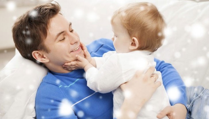 На този ден се правят подаръци на бащите и семейството празнува заедно