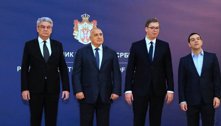 Премиерът е на среща с президента на Сърбия Александър Вучич, с премиера на Гърция Алексис Ципрас и с министър-председателя на Румъния Михай Тудосе