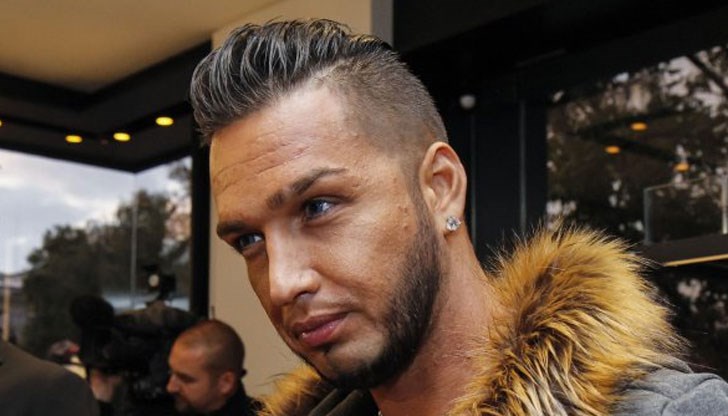 Джино е извънредно разочарован от поведението на плеймейтката Светлана Василева