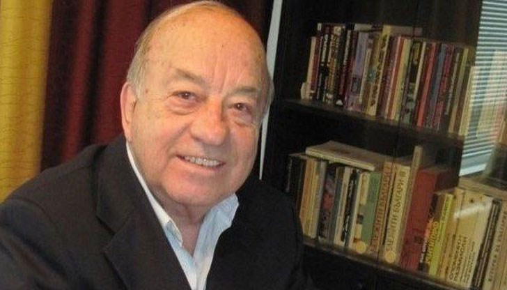 ж желев политический деятель. желев в 90 годы болгария. желев ж глава болгарии. желю желев президент. ж желев политический деятель.