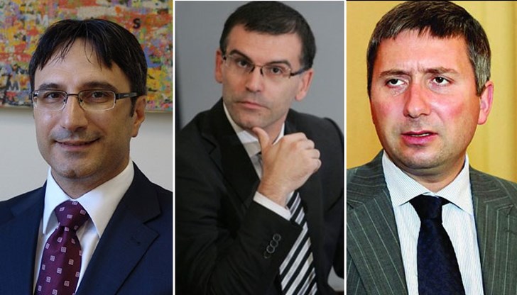 Подсъдими са бившите министри от първия кабинет „Борисов” Симеон Дянков и Трайчо Трайков и бизнесмена Иво Прокопиев