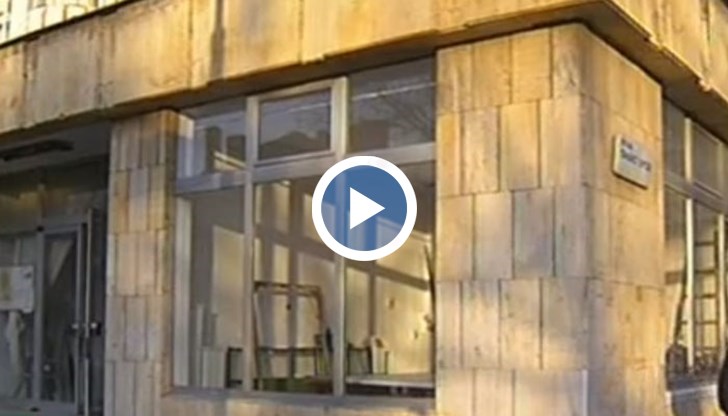 Творците търсят помощ, за да възстановят дома си