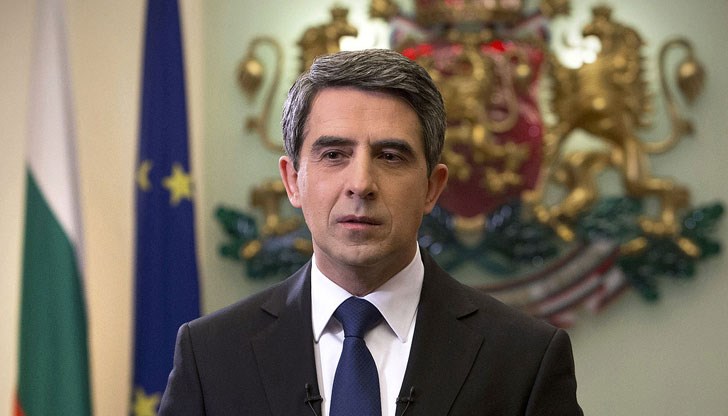 Според него сегашният президент Румен Радев тепърва трябвало да се да се доказва