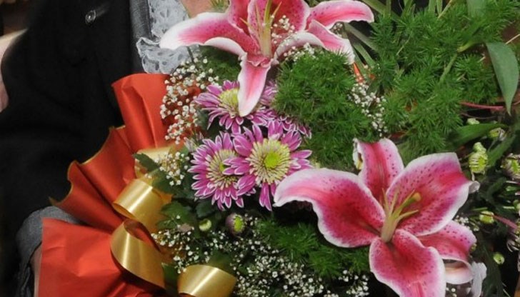 Честит празник, скъпи именици!