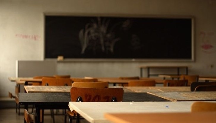 На място е изпратен екип на полицията