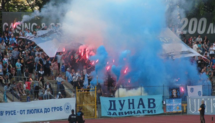 ФК „Дунав – 2010“ – Русе разтрогна договора си с вратаря Александър Конов по взаимно съгласие ФК „Дунав – 2010“ – Русе разтрогна договора си с вратаря Александър Конов по взаимно съгласие