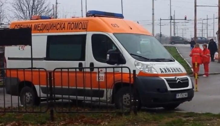 В резултат на инцидента пешеходката е леко пострадала В резултат на инцидента пешеходката е леко пострадала