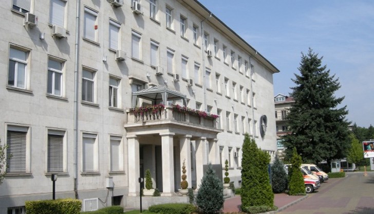 Проверката обхваща студенти, преподаватели и администрация Проверката обхваща студенти, преподаватели и администрация