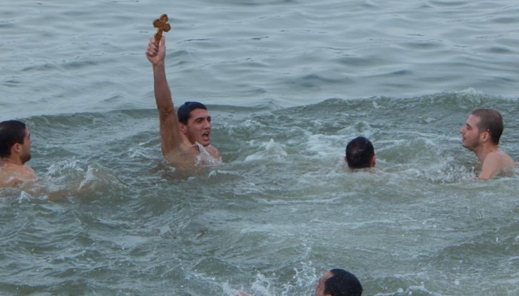 Броят на участниците е ограничен, затова е важно да се запишете първи Броят на участниците е ограничен, затова е важно да се запишете първи