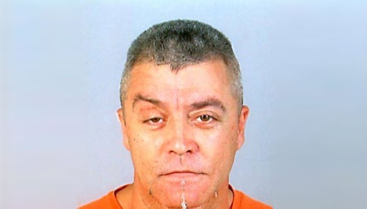 Безжизненото му тяло е открито в друга вила в местността, която полицията претърсваше четири поредни дни