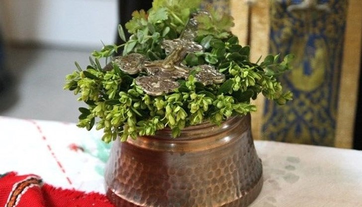 Честито на всички именници!