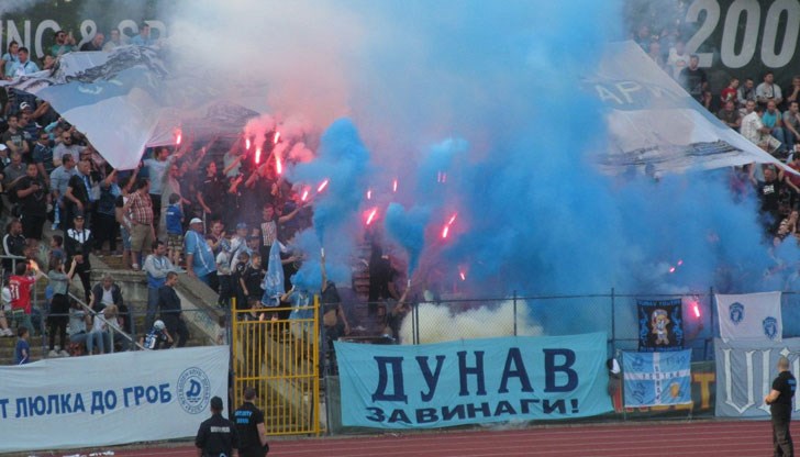 Клубът очаква и трима нападатели от чужбина