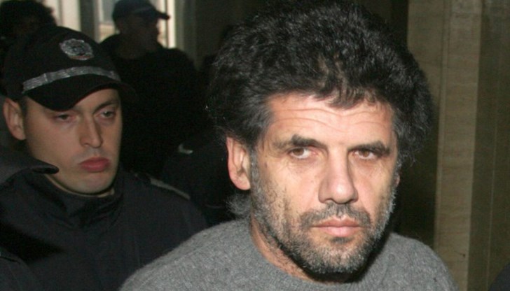 Емил Милев беше изправен пред съда за грабежи, отвличания и стрелба над полицай