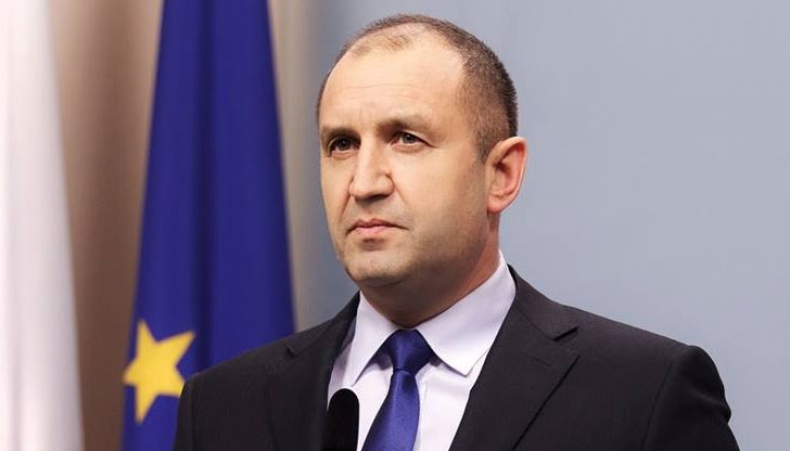 Румен Радев привика на „Дондуков“ 2 министъра на вътрешните работи Валентин Радев Румен Радев привика на „Дондуков“ 2 министъра на вътрешните работи Валентин Радев