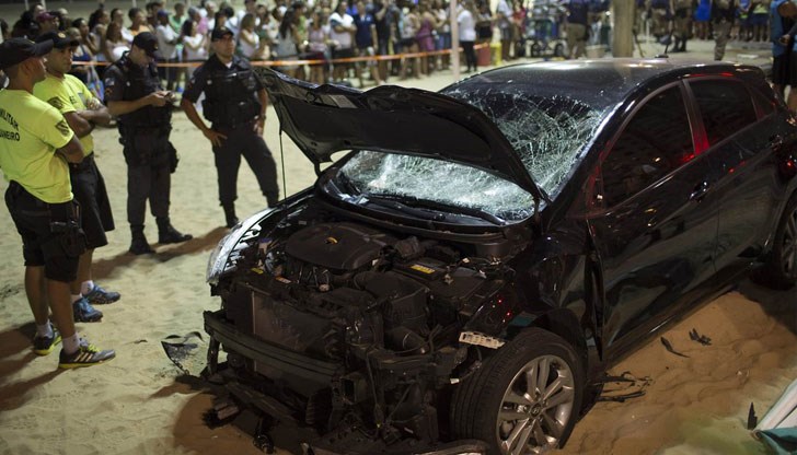 Загина бебе, 17 души са ранени при инцидента