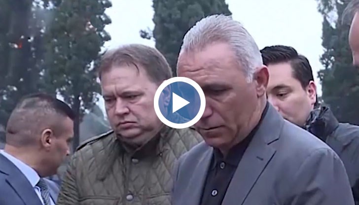 Камата пътува до Турция и посети гроба на своя близък приятел