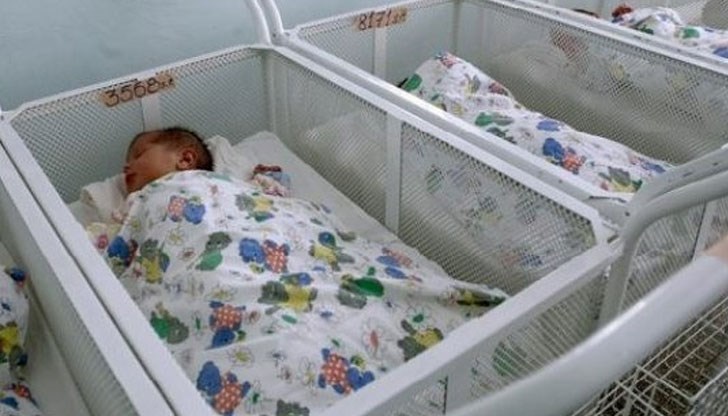 2017 година е поставила печален рекорд по отношение на раждаемостта 2017 година е поставила печален рекорд по отношение на раждаемостта