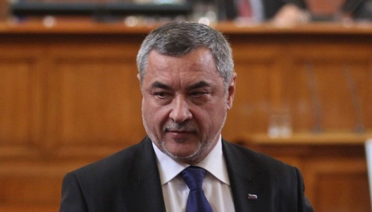 Скандал се разгоря в парламента заради изказване на Валери Симеонов