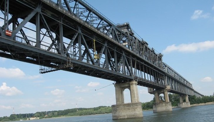 Защо вторият мост на Дунав при Русе изведнъж стана приоритетен за Борисов