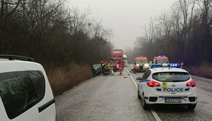 Започнато е изясняване на причините и обстоятелствата, довели до пътния инцидент Започнато е изясняване на причините и обстоятелствата, довели до пътния инцидент