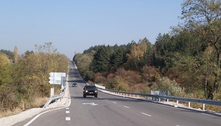 По пътя има разпилян товар По пътя има разпилян товар