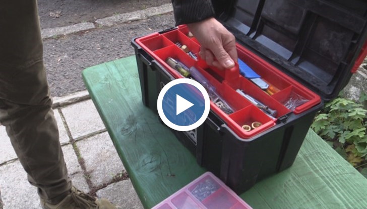 Станислав е категоричен, че услугата „мъж на час” не включва интимни услуги