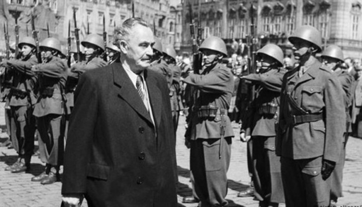 Сталин подлага на натиск Тито и Георги Димитров да обединят Югославия и България в обща федерация