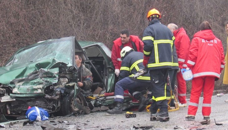 Първа помощ е оказала и лекарка, която е пътувала по пътя Русе - Бяла