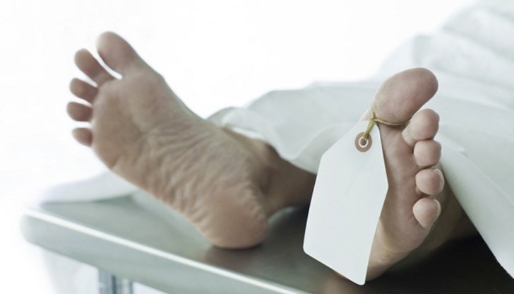 Човекът започнал да хърка на масата за аутопсия Човекът започнал да хърка на масата за аутопсия