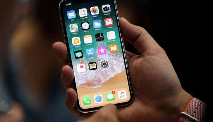 Защо iPhone X не се продава?
